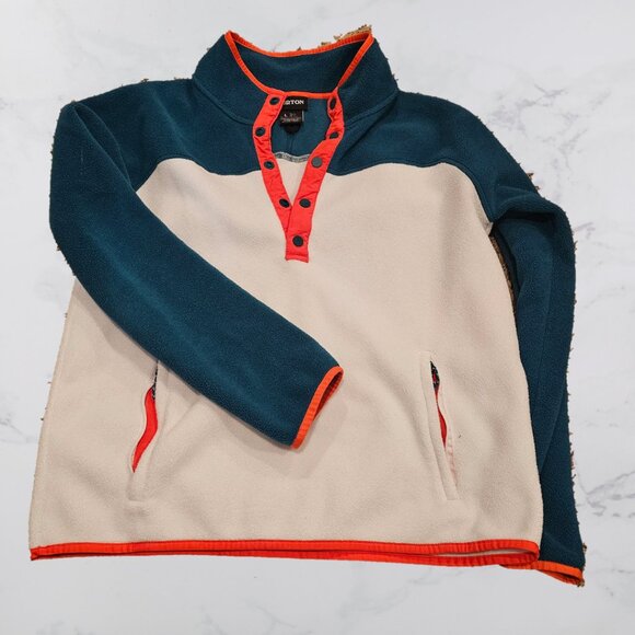 Cozy and Stylish Burton Fleece Pullover - Picture 1 of 1